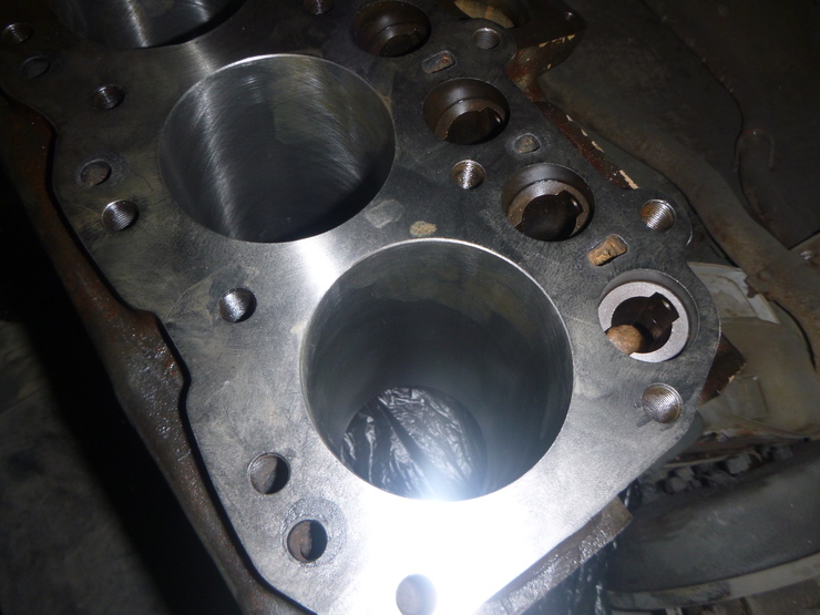 View down machined cylinder