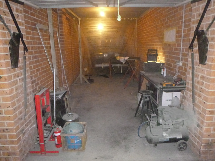 Overall picture of garage. Lots of free space