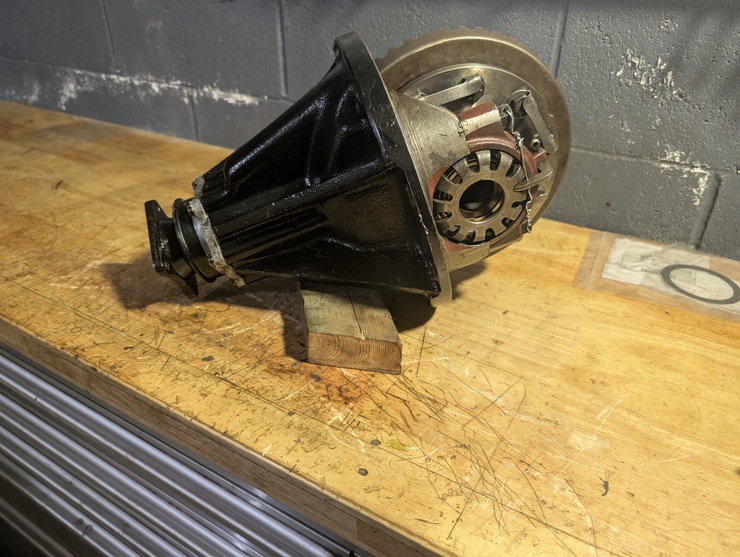 Fully reassembled differential centre